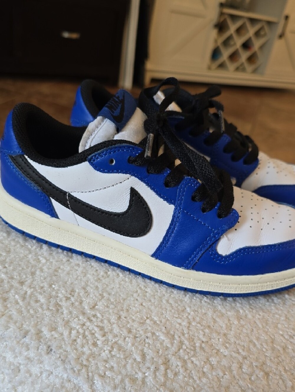 Jordan 1 Retro Low OG
Game Royal
